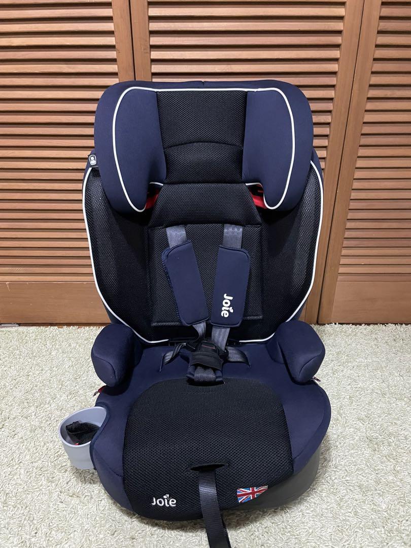 美品　ジョイー  エレベート　チャイルドシート