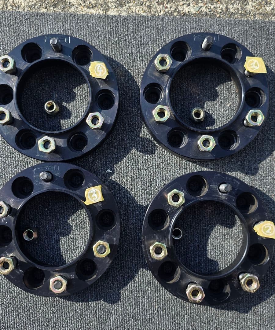 ワイトレ30mm ハイラックスGRスポーツGUN125目立った傷や汚れなし