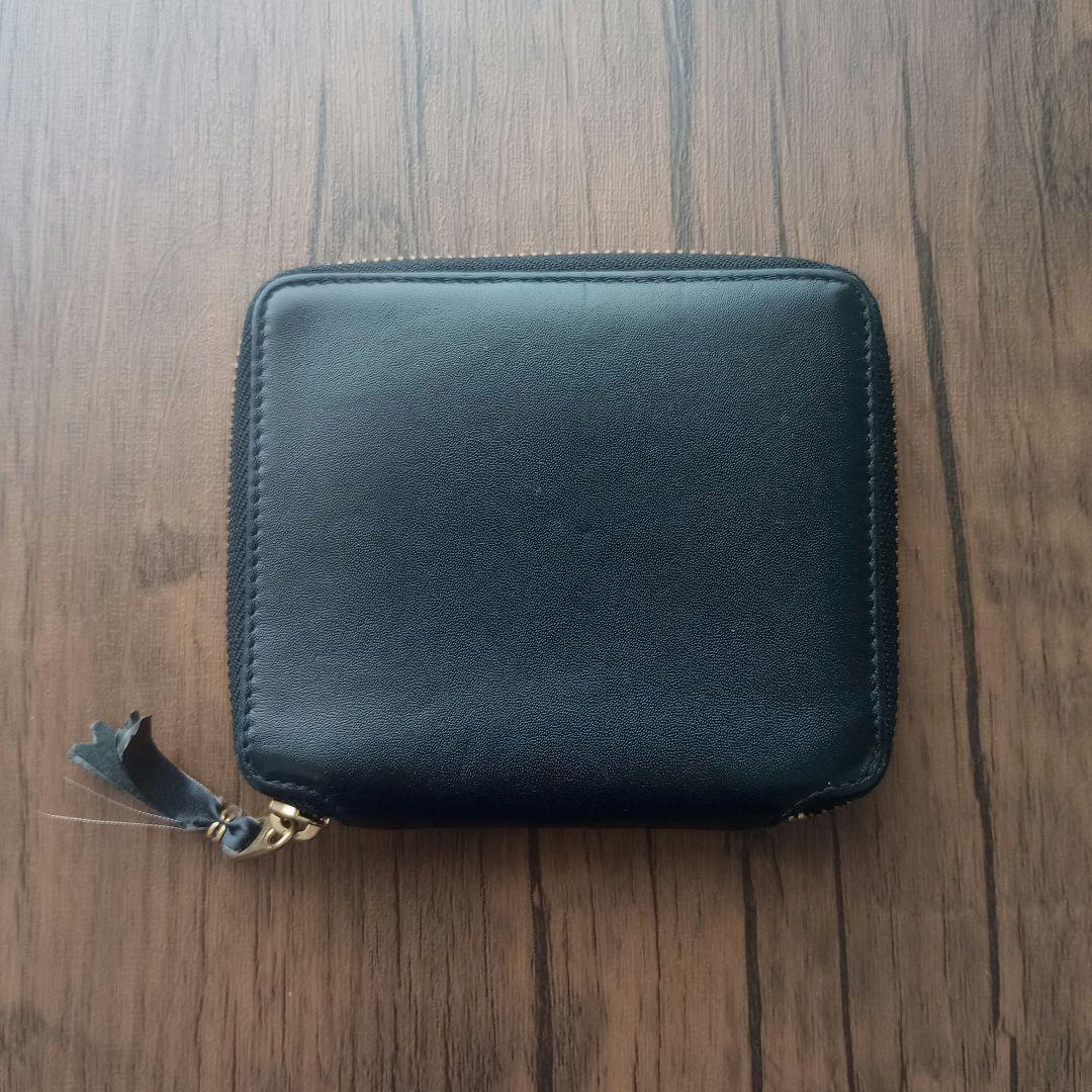 美品✨️コムデギャルソン　二つ折り財布