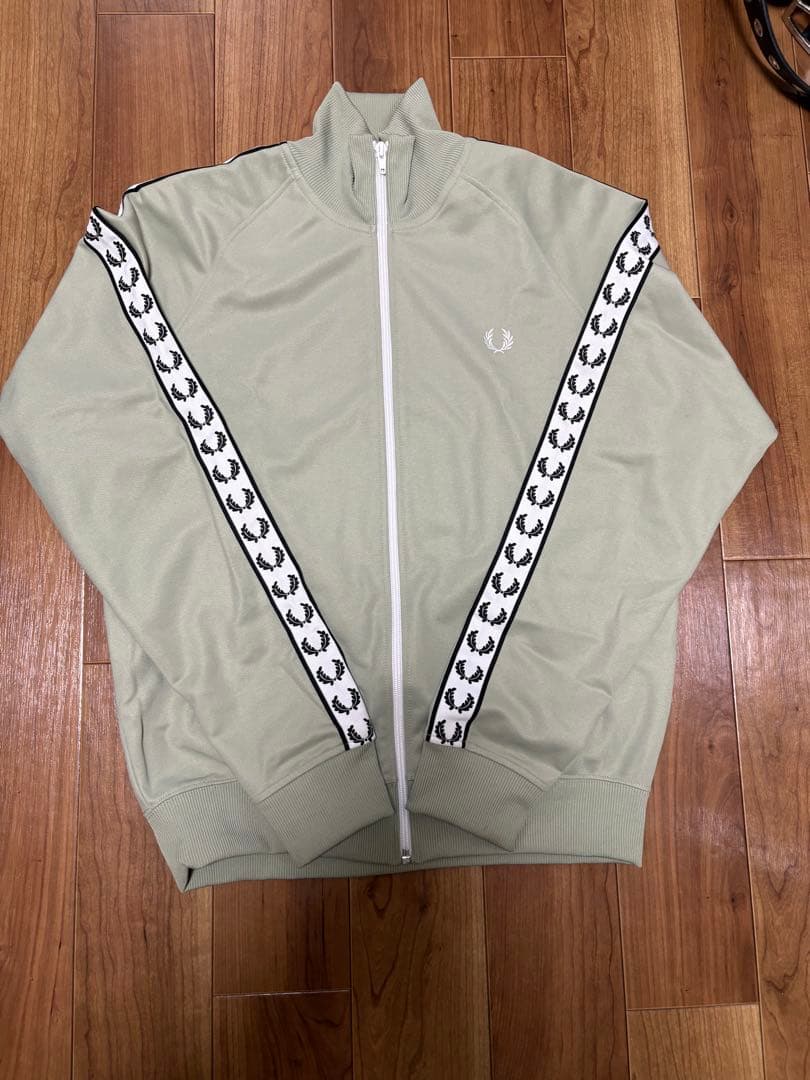 FRED PERRY ライトグリーン トラックジャケット M