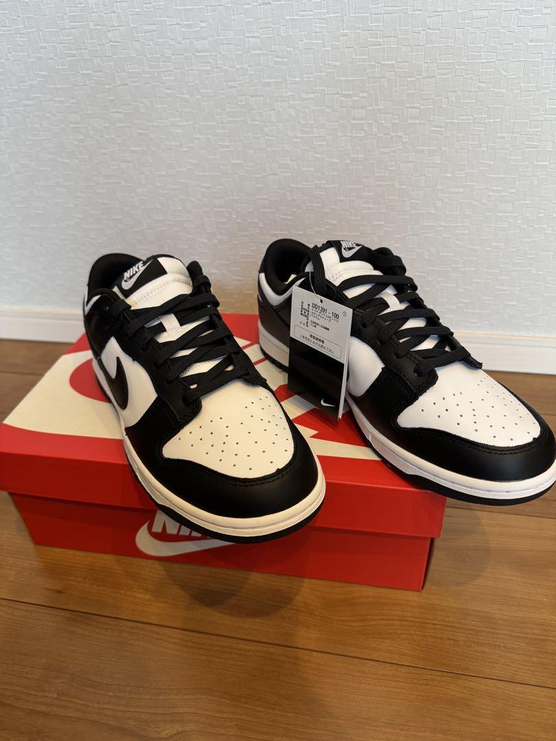 Nike DUNK LOW RETRO パンダ