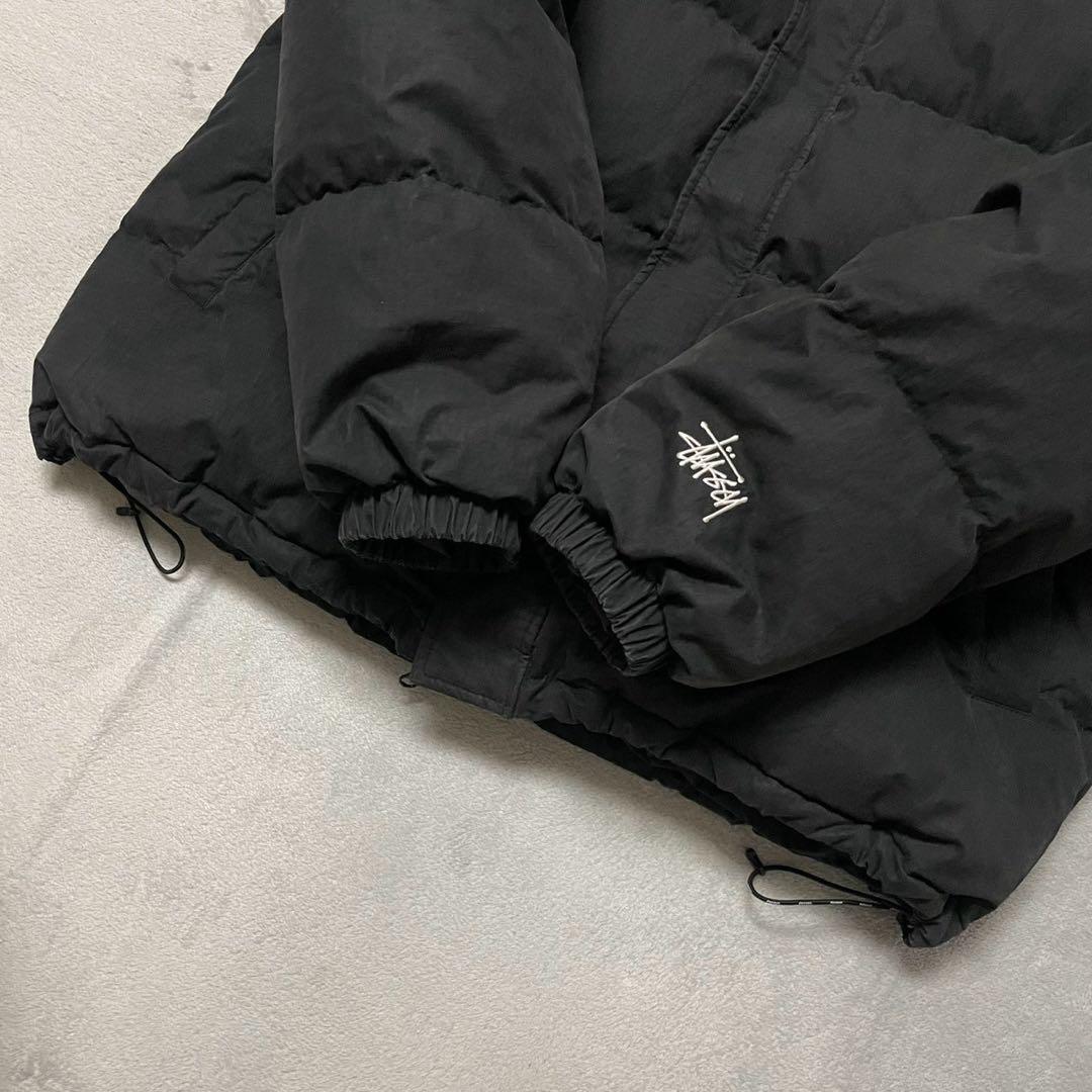 STUSSY ステューシー ダウンジャケット 袖ロゴ 刺繍 ブラック XL