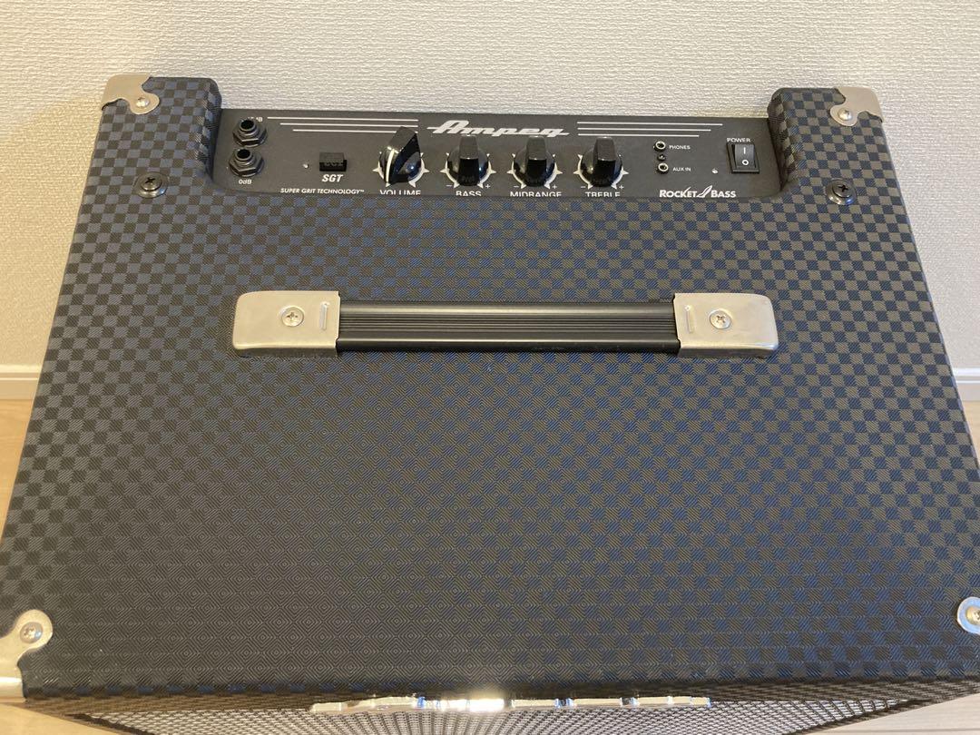 新品購入後に数回使用 RB-108 AMPEG アンペグ ベース用コンボアンプ