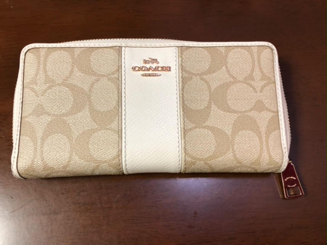 柴*子様 [新品未使用]COACH コーチ 財布 長財布 CF218 カラー：カ 柴*子様 [新品未使用]COACH コーチ 財布 長財布 CF218 カラー