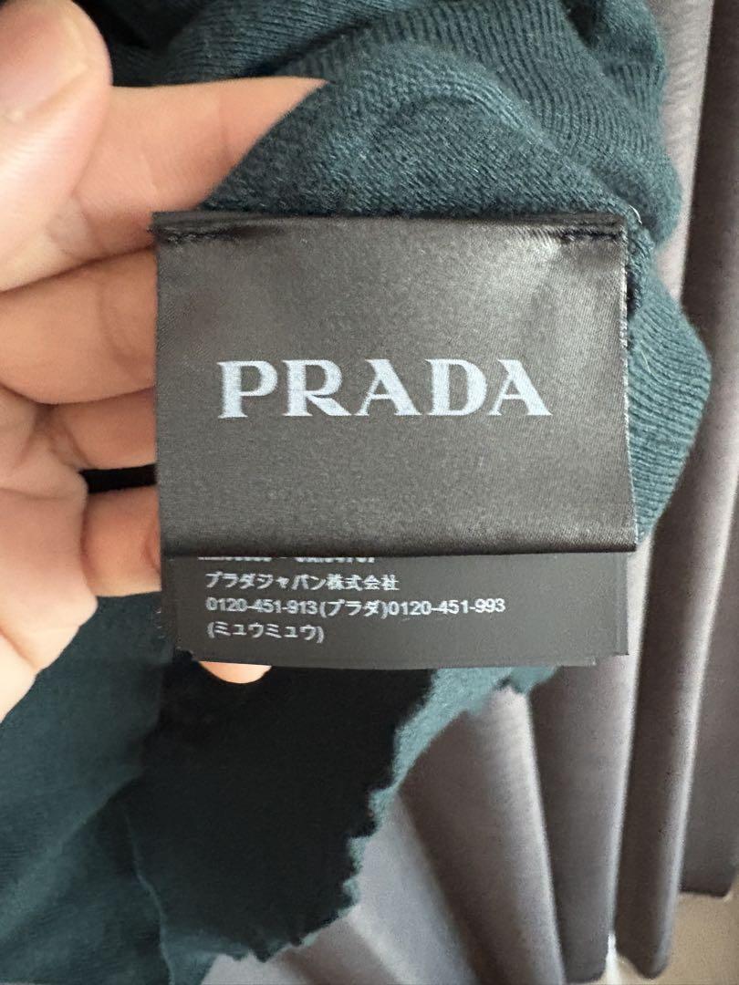 PRADA ダークグリーン タートルネックセーター