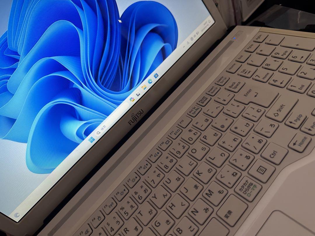 富士通 LIFEBOOK AH