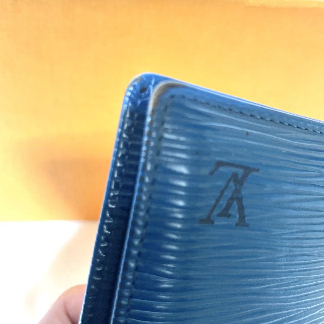 【美品】LOUIS VUITTONエピ カードケース名刺入れ