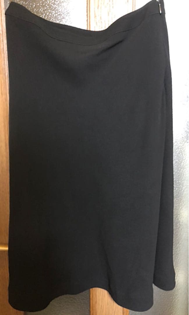 ブラックフォーマル　ノーカラージャケット　スカート