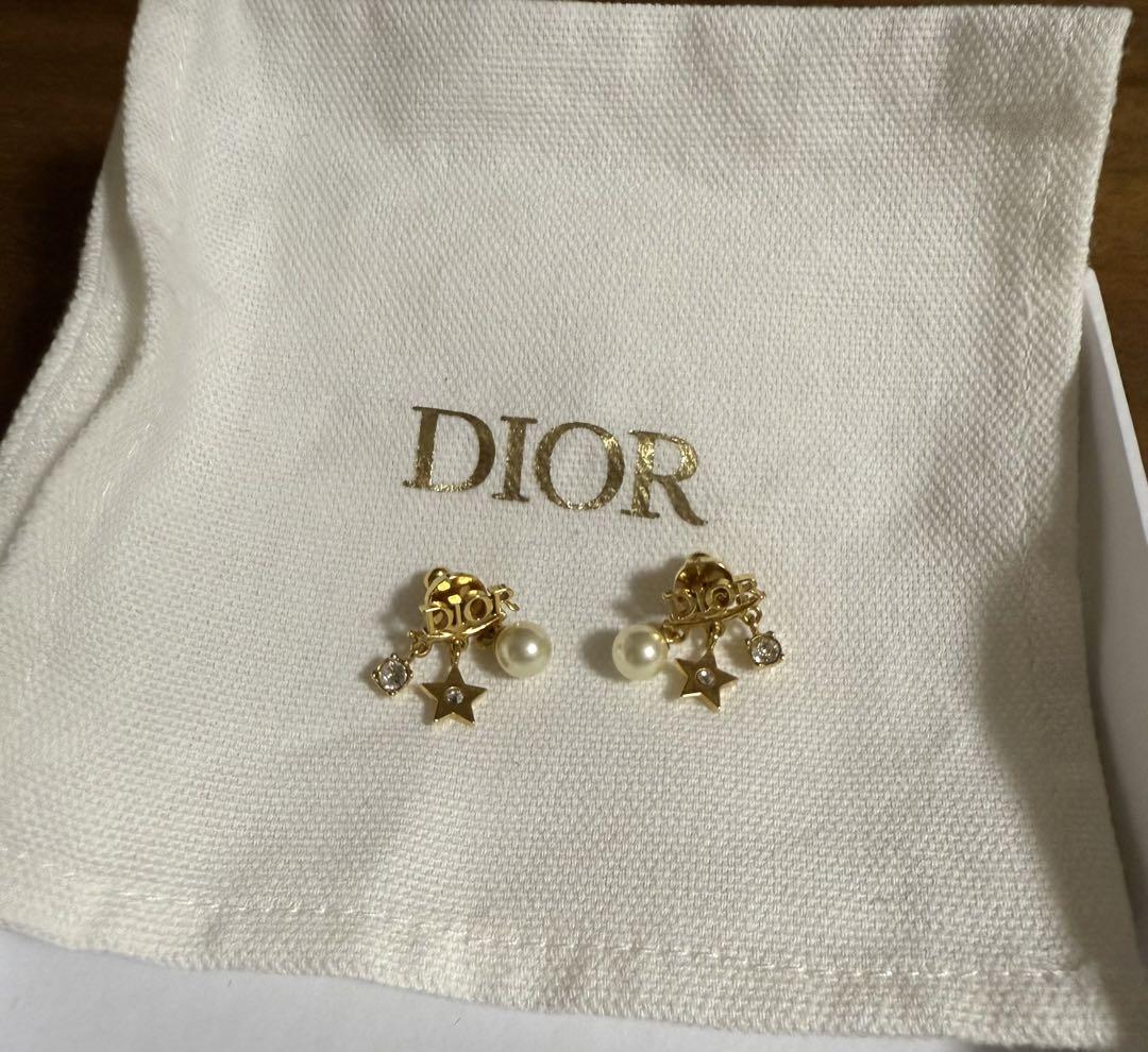 Dior ピアスアクセサリー