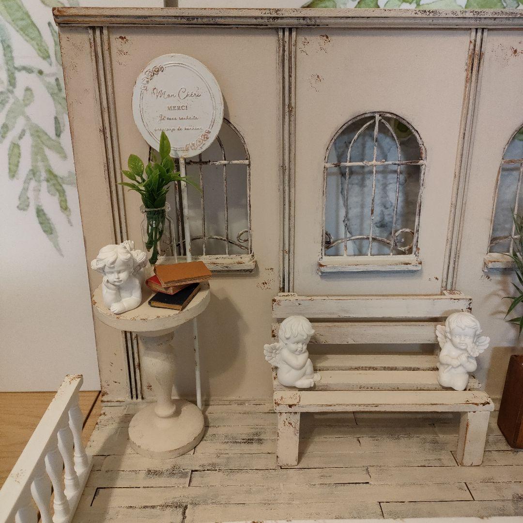 天使たち&柵付き♪ MDF ドールハウス 背景ボード 教会 茶系シャー