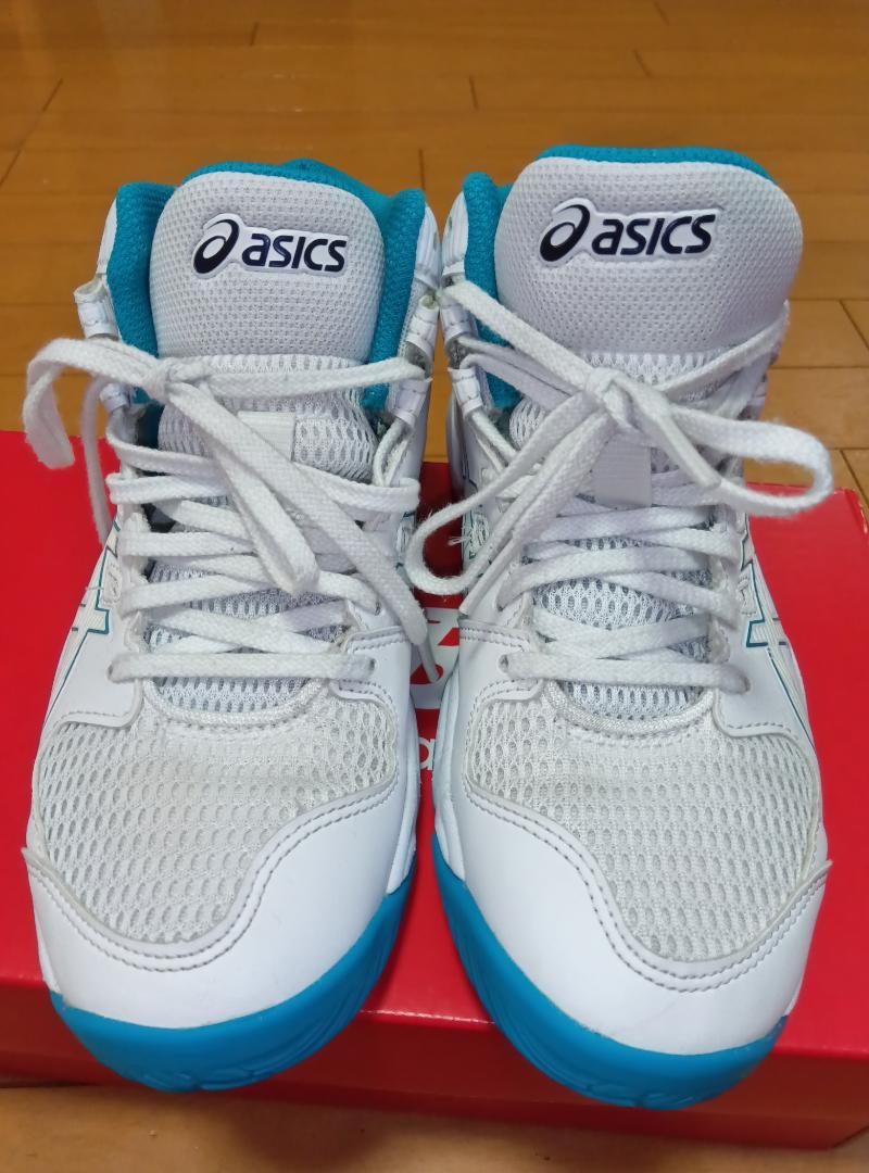 asics バスケットシューズ ホワイト/ターコイズ - メルカリ