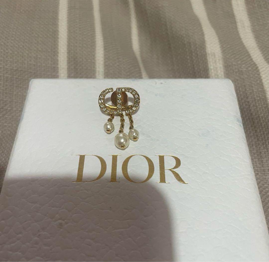Dior petit CDピアス 片耳