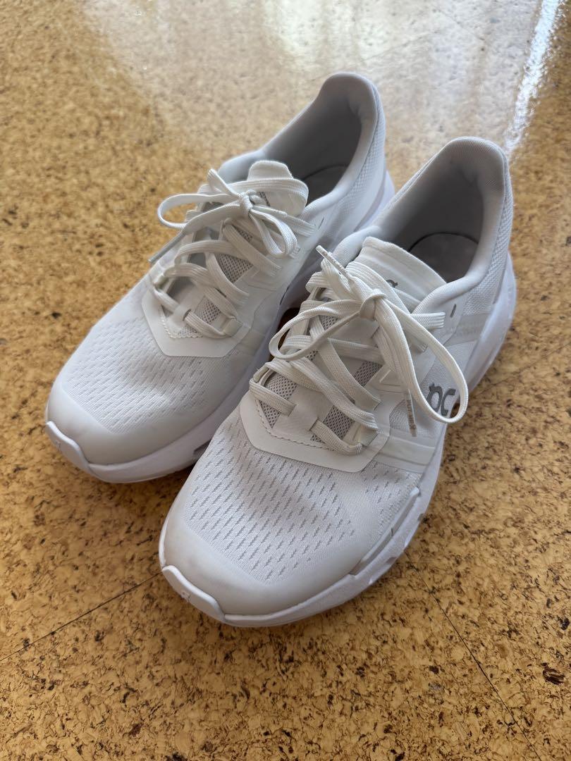 Women's Cloudpulse | White | On United States