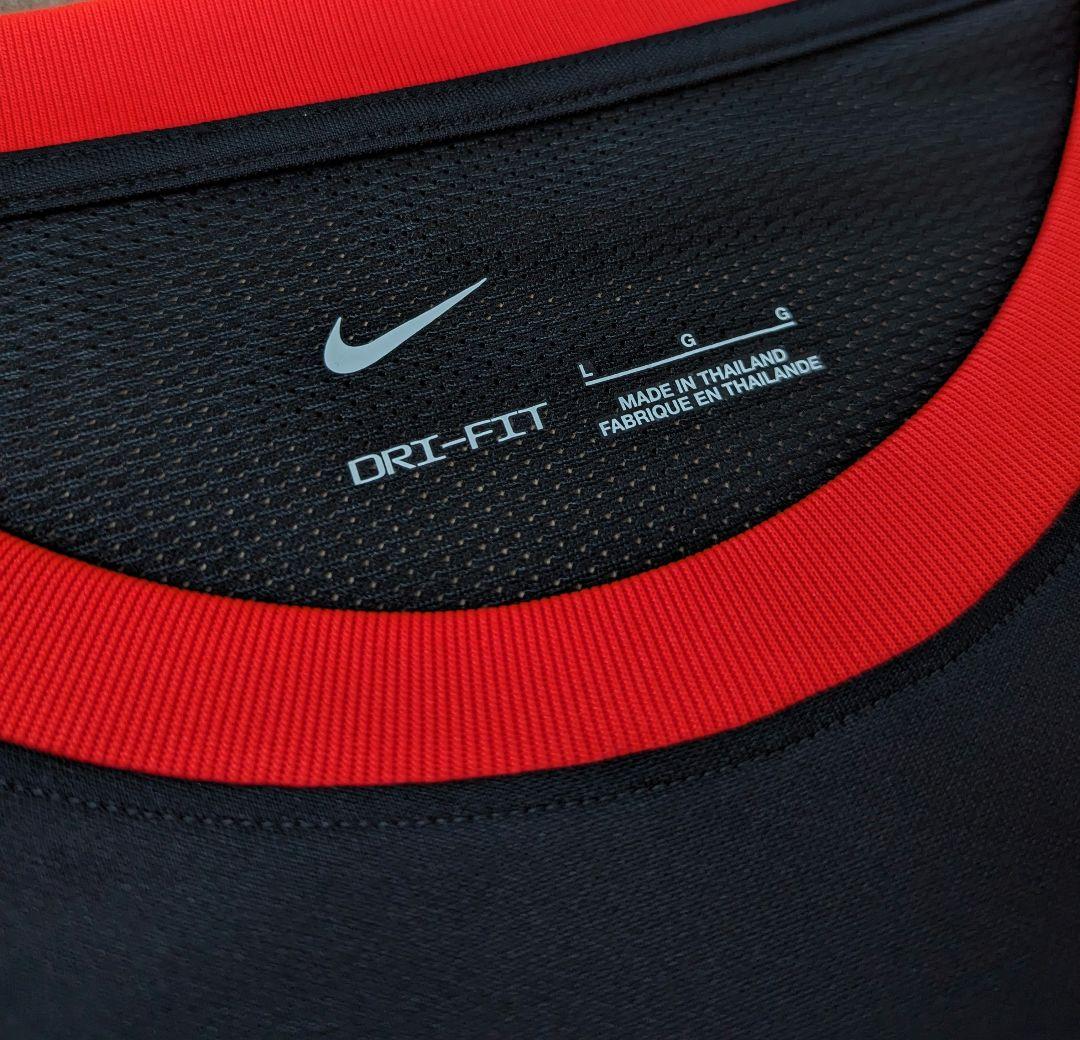 入荷now 買えない 浦和レッズ Club World Cup Training シャツ: L - メルカリ ウェア