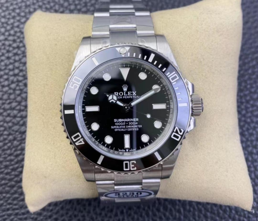 超美品ROLEXロレックスの腕時計ですブラックウォーター41mm腕時計