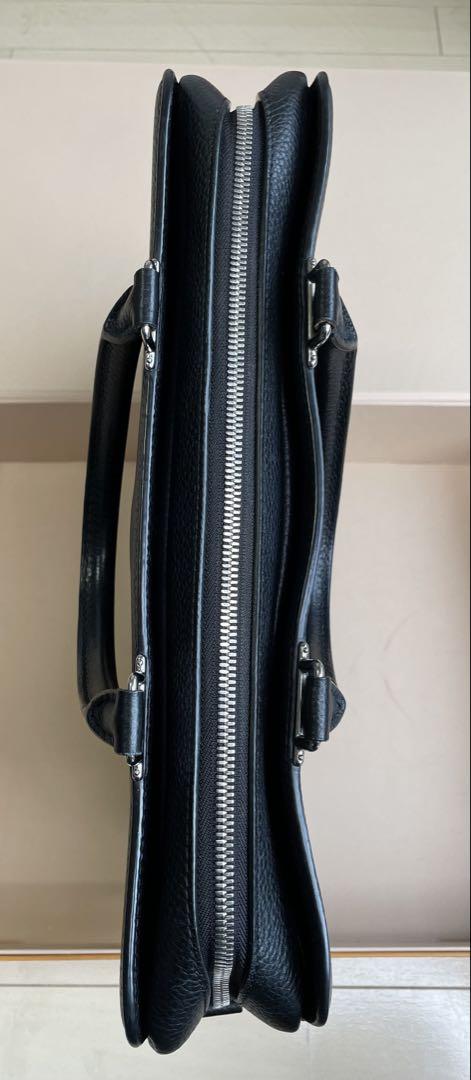 Louis Vuitton Armand MM トリヨンレザー ビジネスバッグ