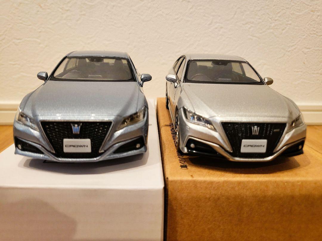 トヨタ クラウン 【箱付き2個セット】カラーサンプルミニカー 30/1