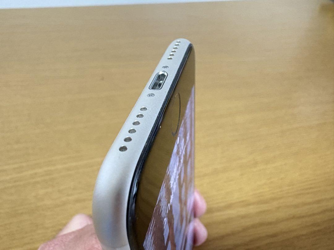 【美品】iPhone SE第3世代128GB バッテリー残85% キズ無