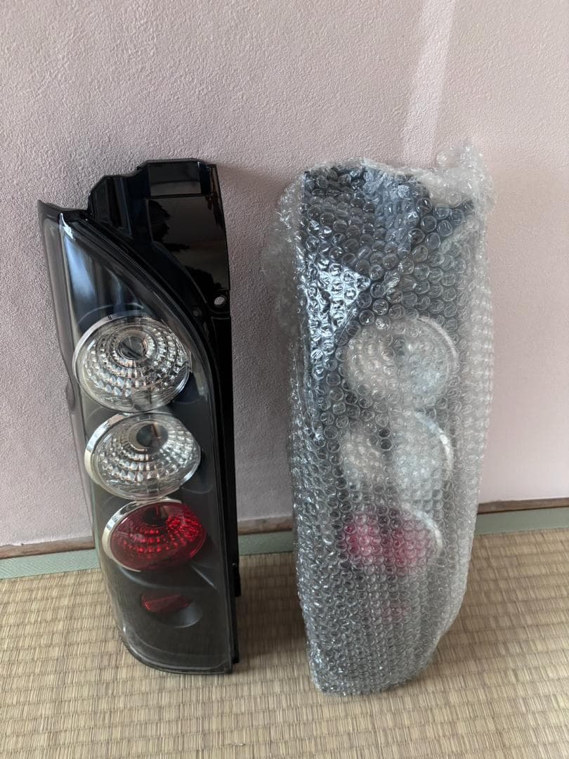 EURO-TRAIL LAMP HIACE テールランプ