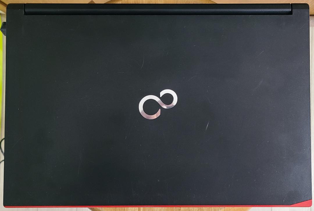 富士通 LIFEBOOK A576/P Win11 i5/8G/SSD256GB
