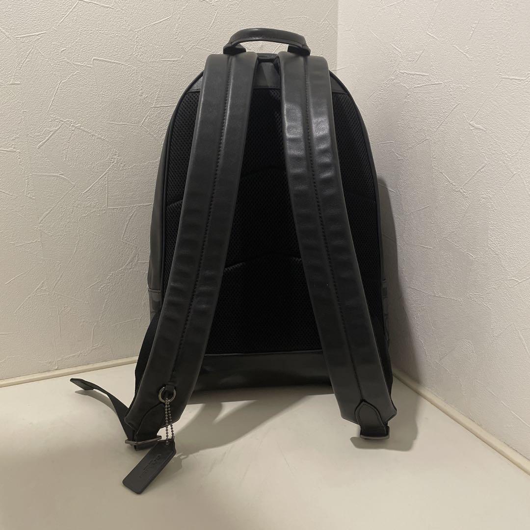 COACH ロゴパターン