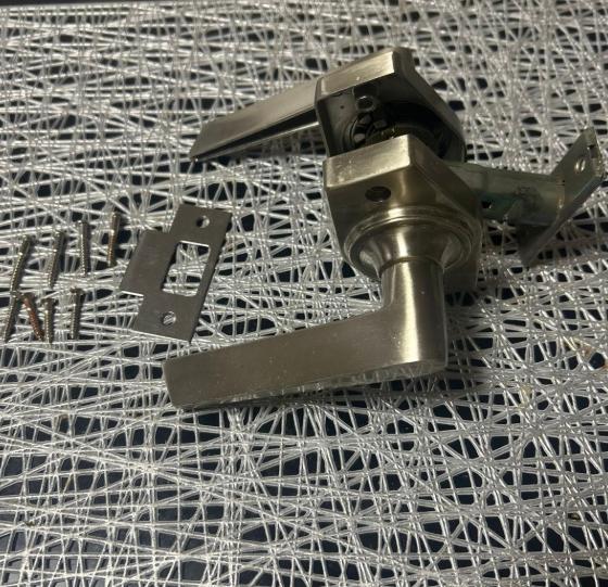GGステンレス製レバー式ドアハンドル 鍵付き