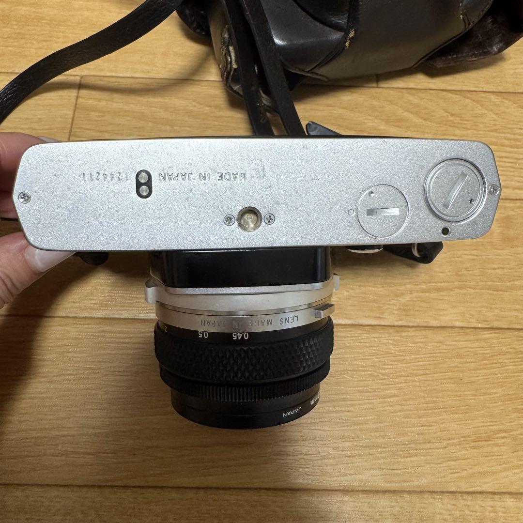 オリンパス　OM-1 カメラ