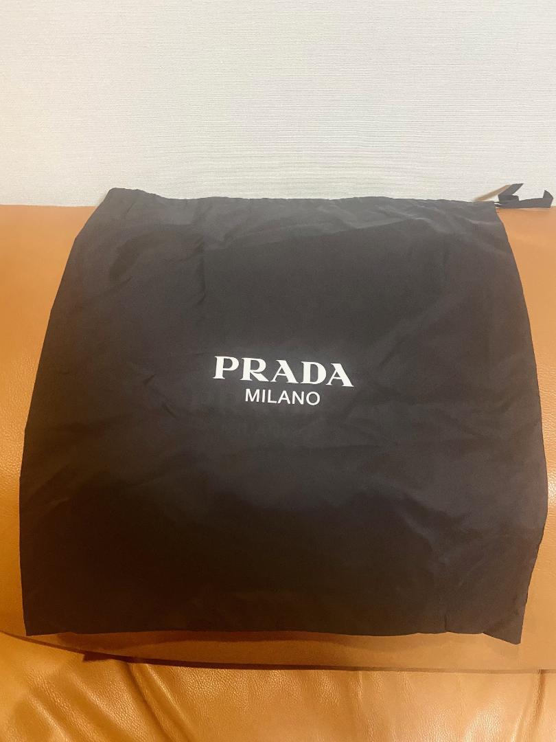 PRADA プラダ ボディバッグ ナイロン イエロー