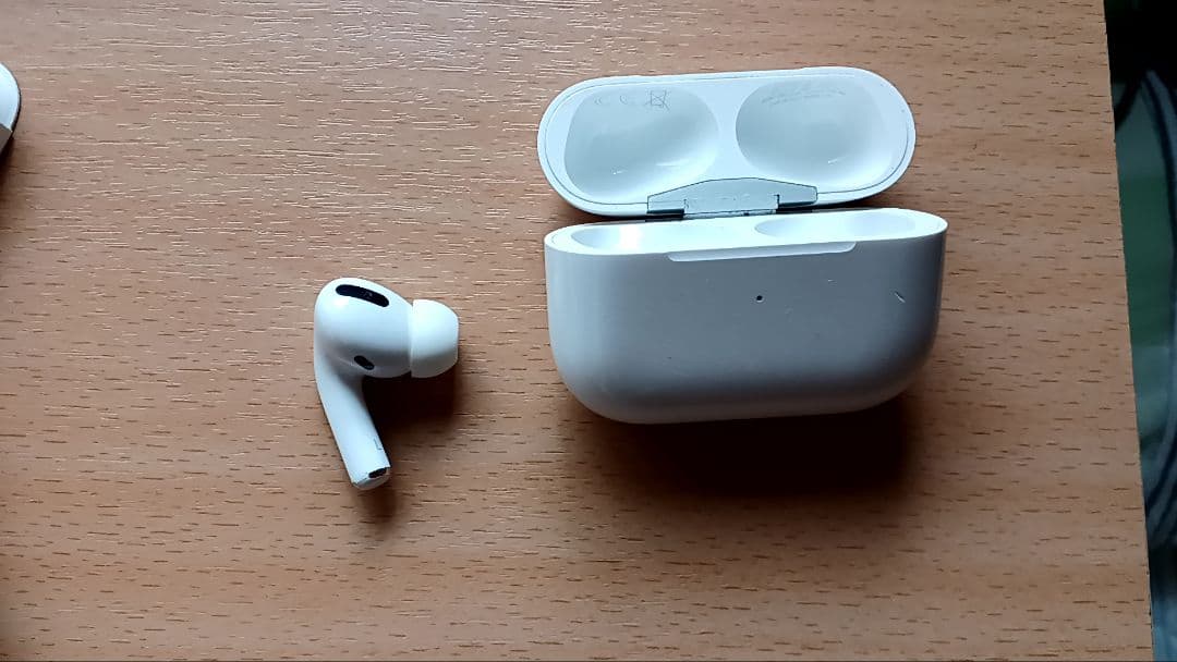 AirPodspro 左耳、ケース