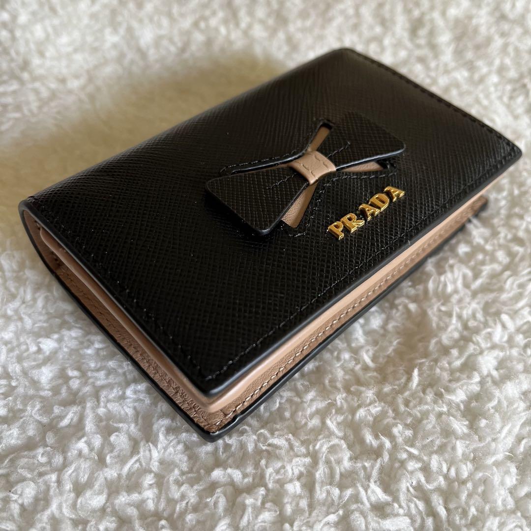 新品 PRADA リボン カードケース 黒 画像1