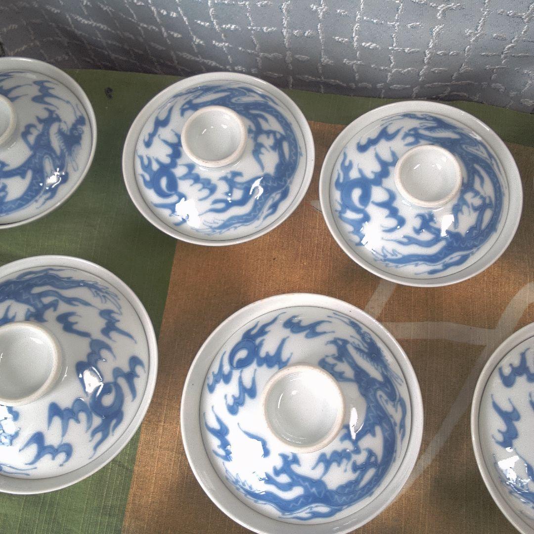青いドラゴン模様 蓋付き茶碗 京焼？ 陶玉？ ２個ニューあります 青いドラゴン模様 蓋付き茶碗 京焼？ 陶玉？ 2個ニューあります