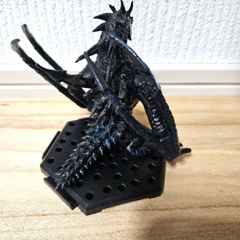 モンスターハンターフィギュア　ゴグマジオス　油纏い状態