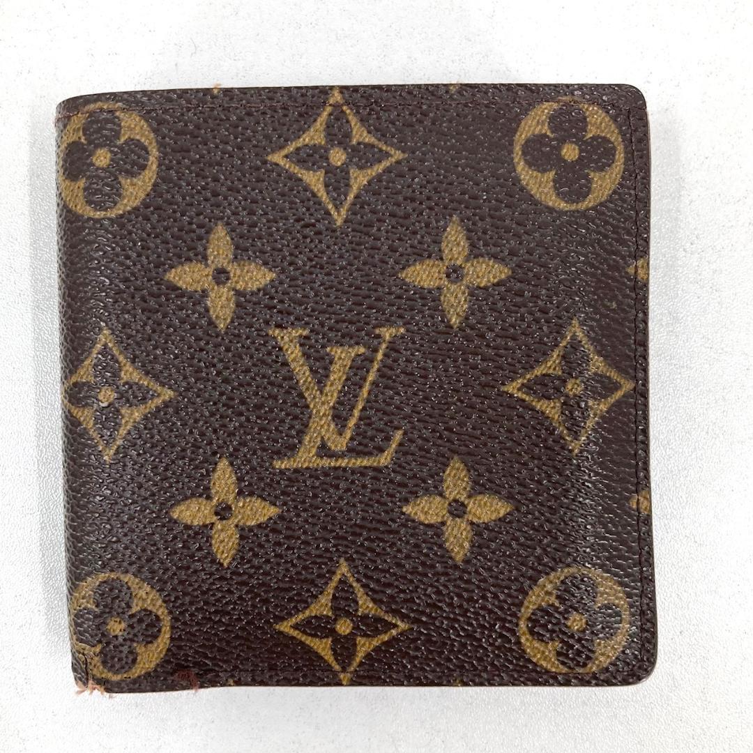 LOUIS VUITTON ルイヴィトン　二つ折り財布　モノグラム　箱付き