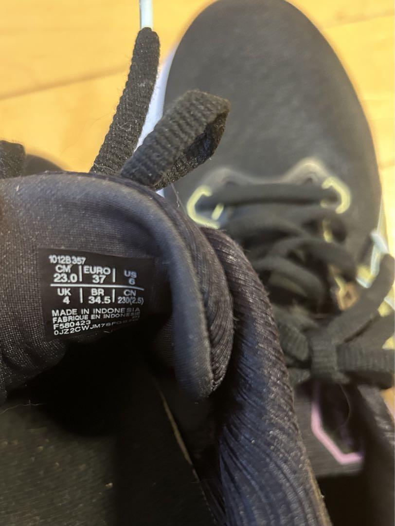 asics ゲルカヤノ30 23センチ