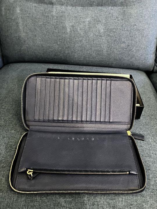 PRADA 長財布　Used 品