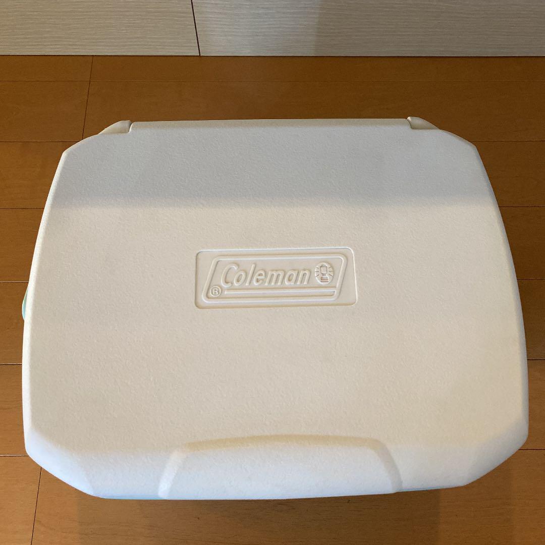 beauty&youth別注 コールマン coleman クーラーボックス