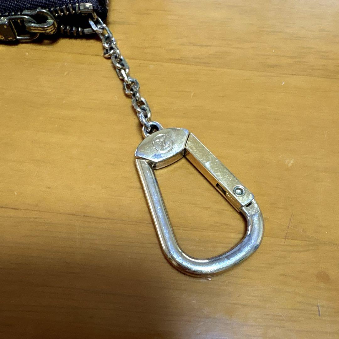 LOUIS VUITTON ダミエキーケース カラビナ付き