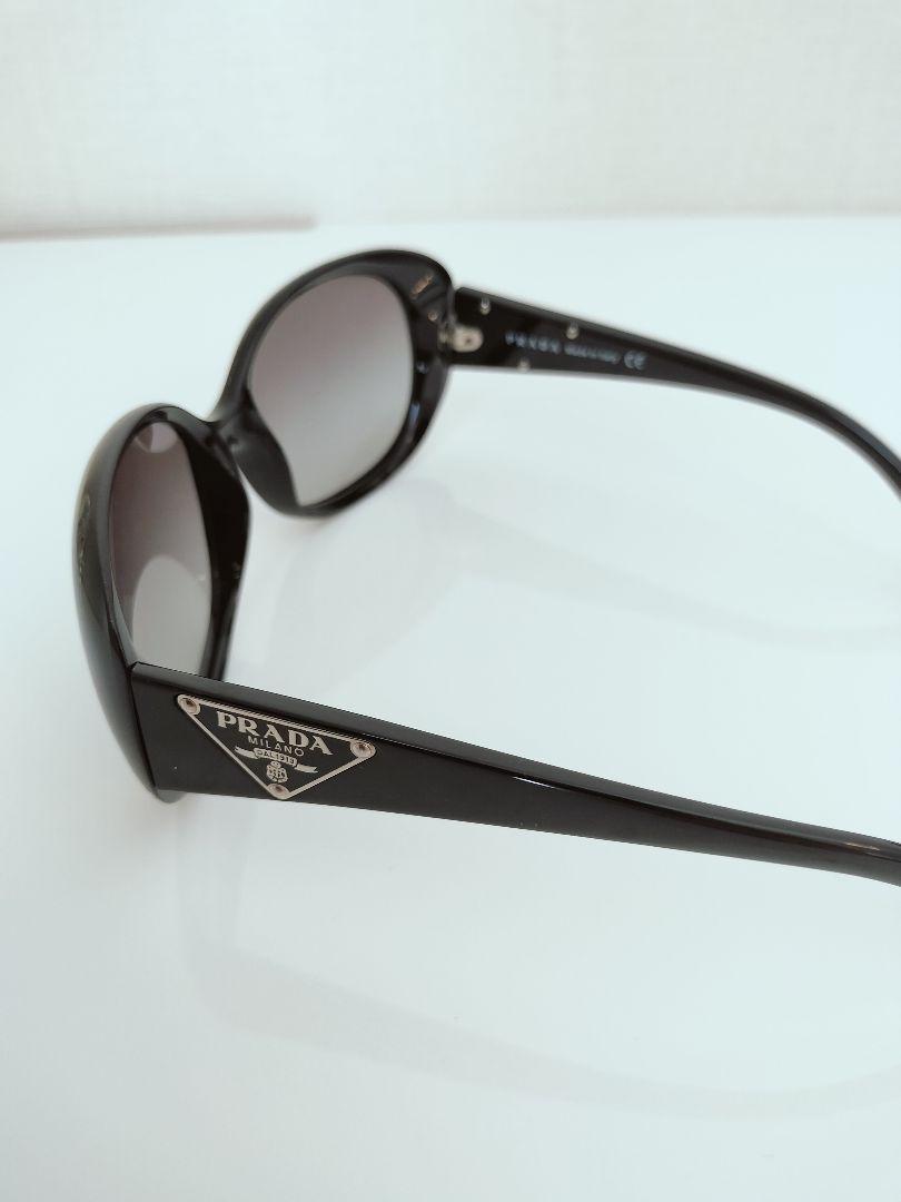 プラダ】PRADA サングラス 三角ロゴ トライアングル 黒 ケース