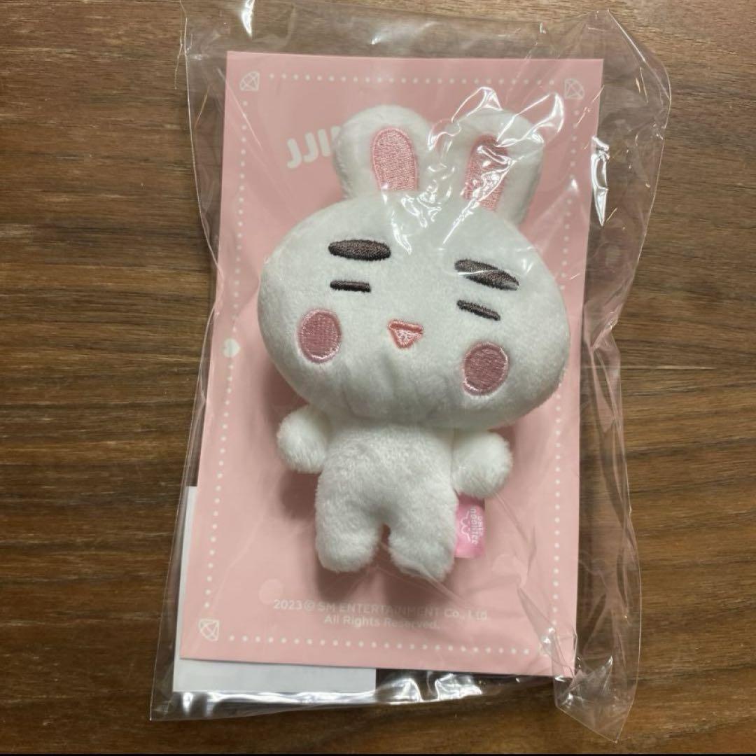 新品未開封 SHINee 10cm doll VER - メルカリ