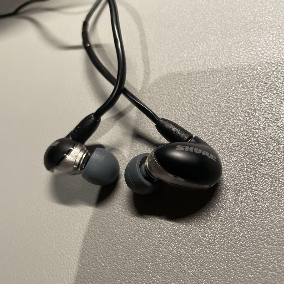 【美品】SHURE AONIC5 有線イヤホン ブラック