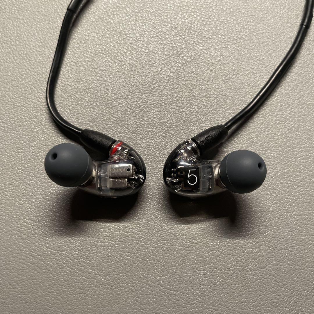 【美品】SHURE AONIC5 有線イヤホン ブラック