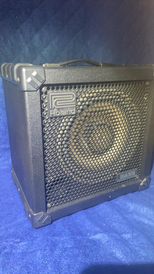 【超美品】Roland CUBE-30 BASS ※動作確認済み