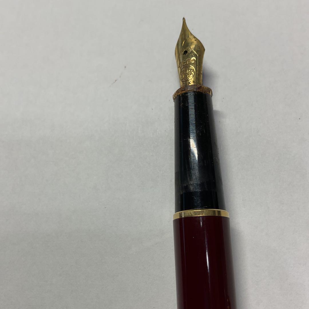 MONTBLANC 万年筆 ボルドー　ワインレッド