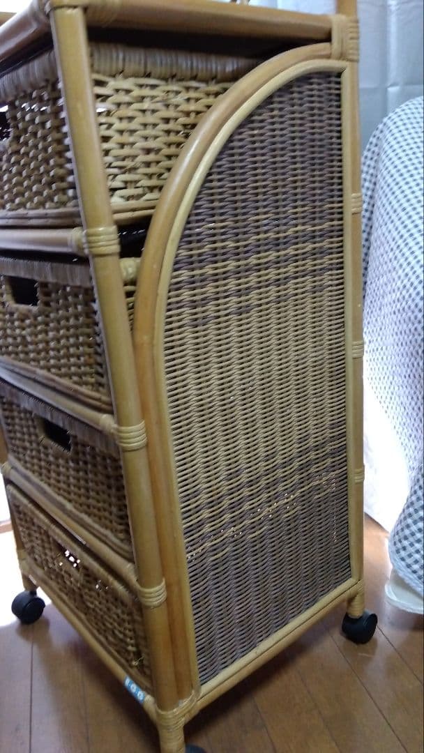 ラタンのチェスト目立った傷や汚れなし