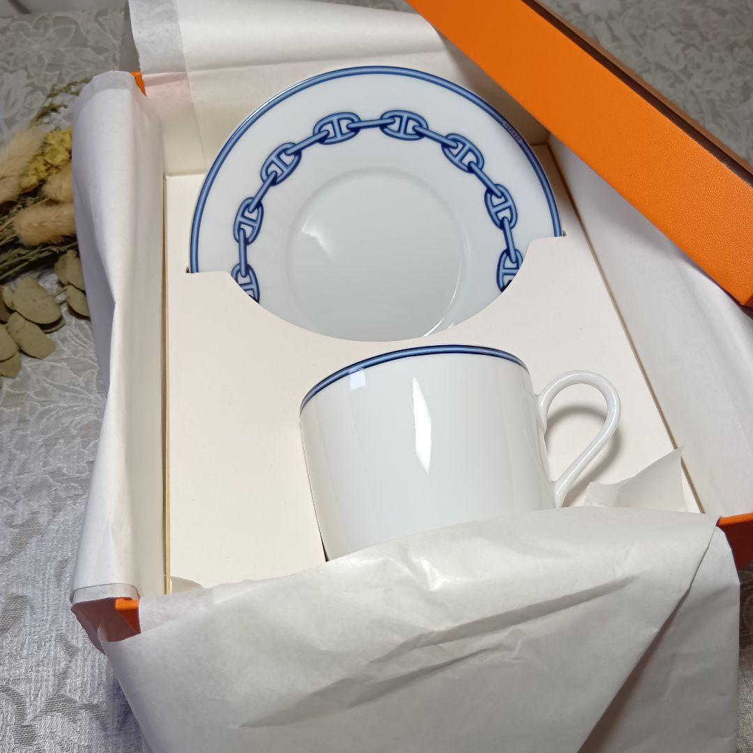 エルメス HERMES シェーヌダンクル カップ ソーサー 未使用 箱付き エルメス HERMES シェーヌダンクル カップ ソーサー 未使用 箱付き
