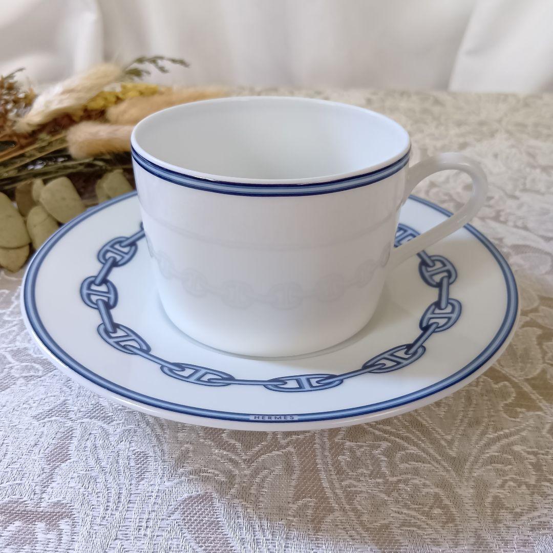 エルメス HERMES シェーヌダンクル カップ ソーサー 未使用 箱付き エルメス HERMES シェーヌダンクル カップ ソーサー 未使用 箱付き