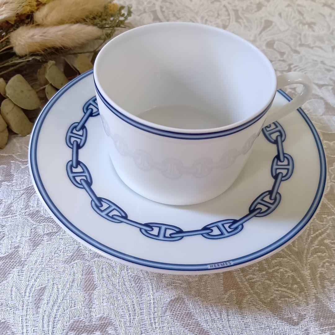 エルメス HERMES シェーヌダンクル カップ ソーサー 未使用 箱付き エルメス HERMES シェーヌダンクル カップ ソーサー 未使用 箱付き