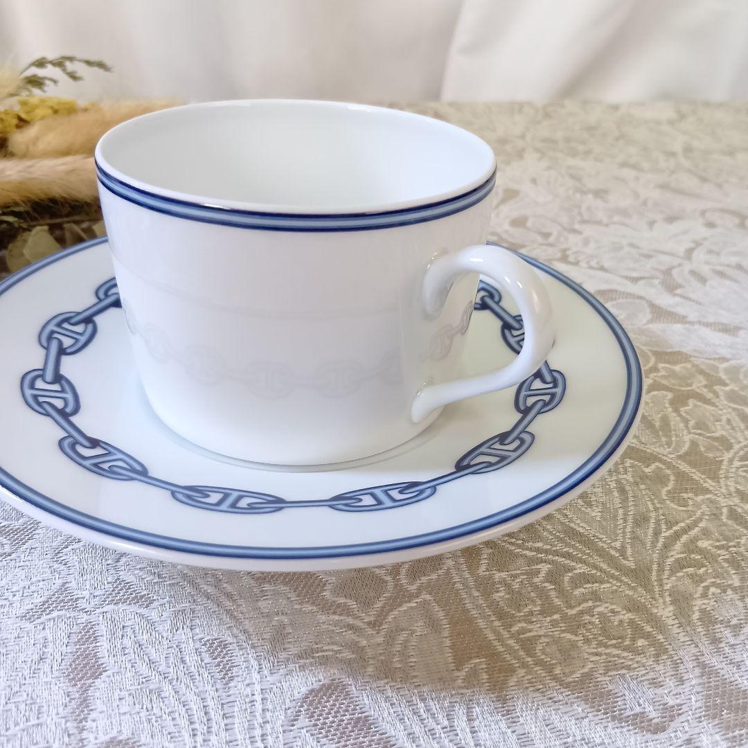 エルメス HERMES シェーヌダンクル カップ ソーサー 未使用 箱付き エルメス HERMES シェーヌダンクル カップ ソーサー 未使用 箱付き