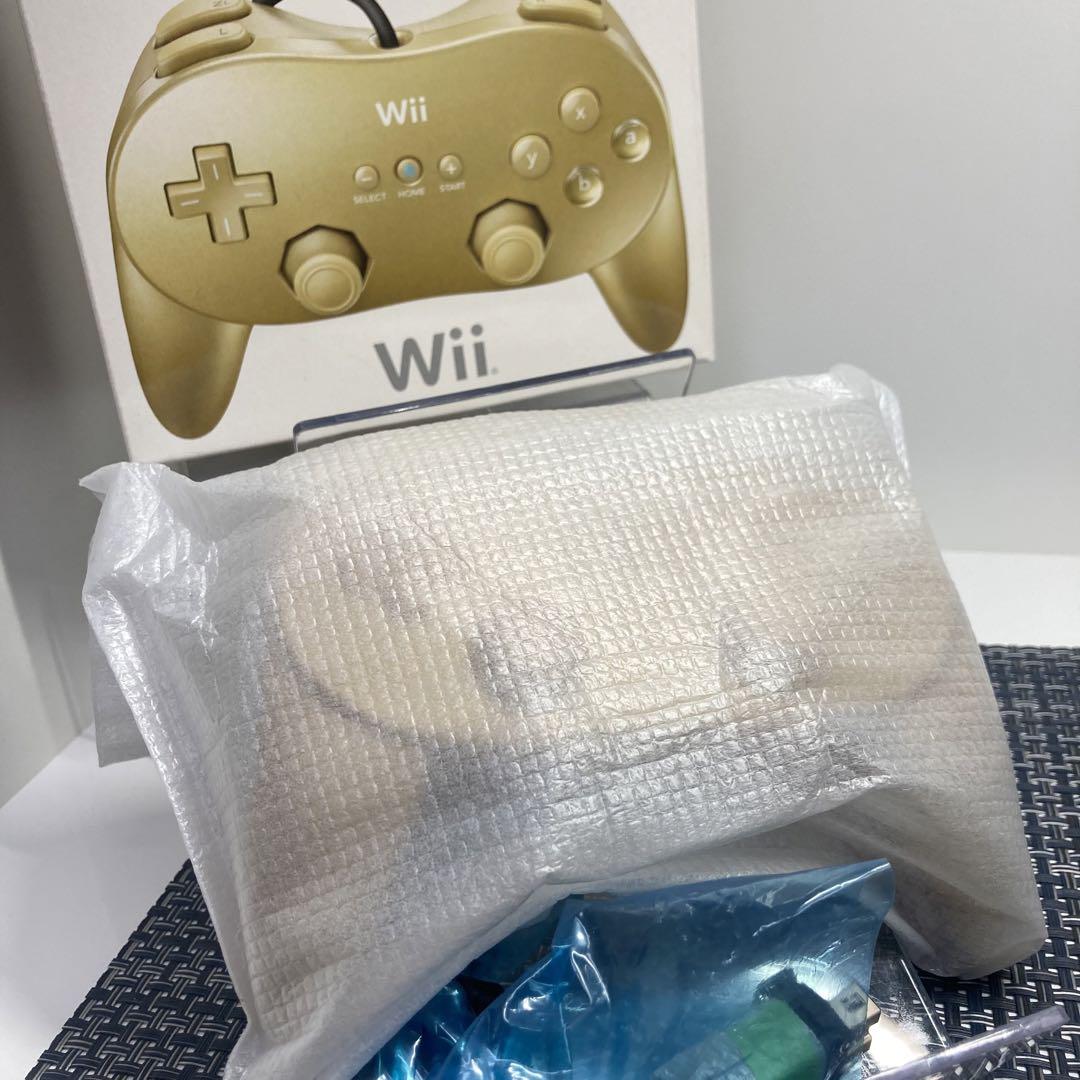 【新品未使用】Wii WiiU クラシックコントローラーProゴールデン 金色b