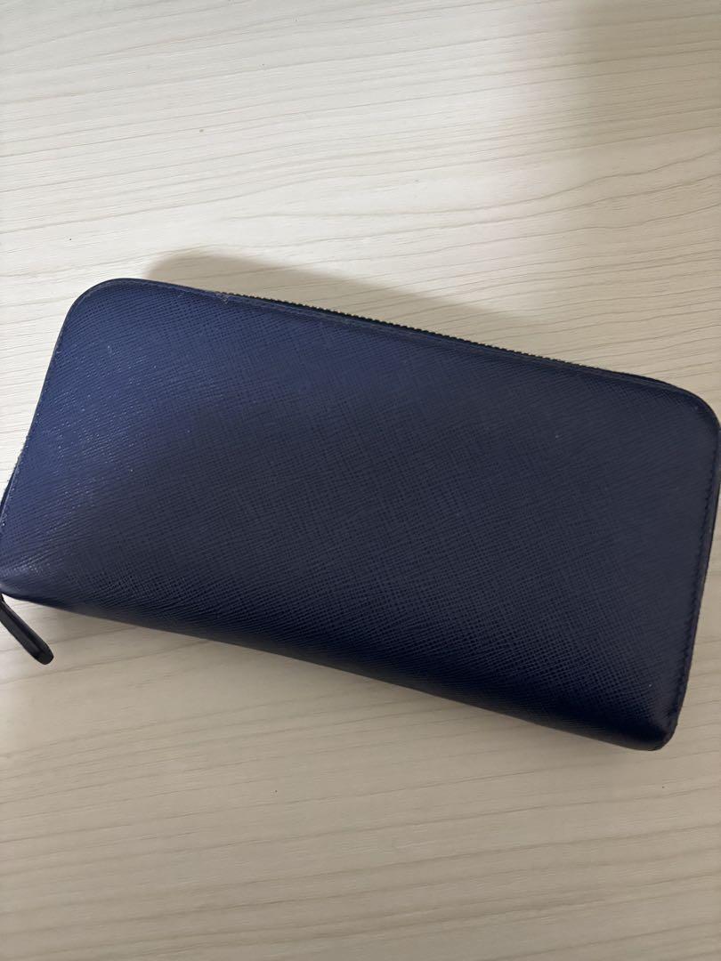 PRADA 長財布 ラウンドファスナー